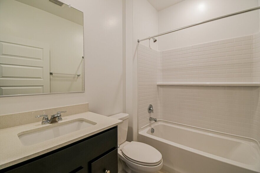 Building Photo - 10294 W Sumullen St