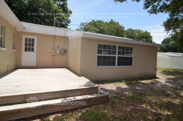 Building Photo - 868 46th Ave N