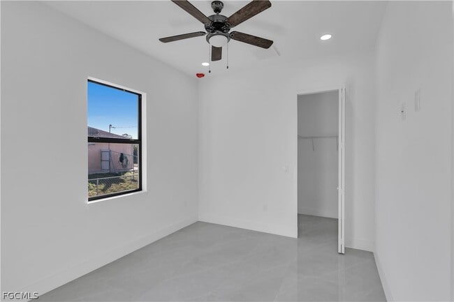 Building Photo - 2619 28th St W