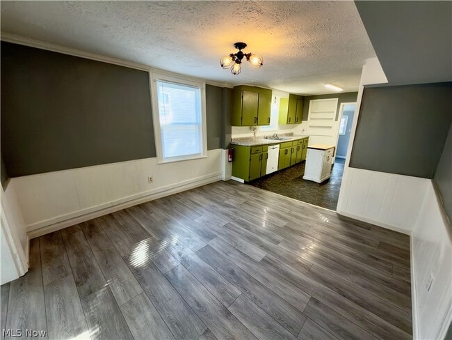 Building Photo - 142 Beaver Ct