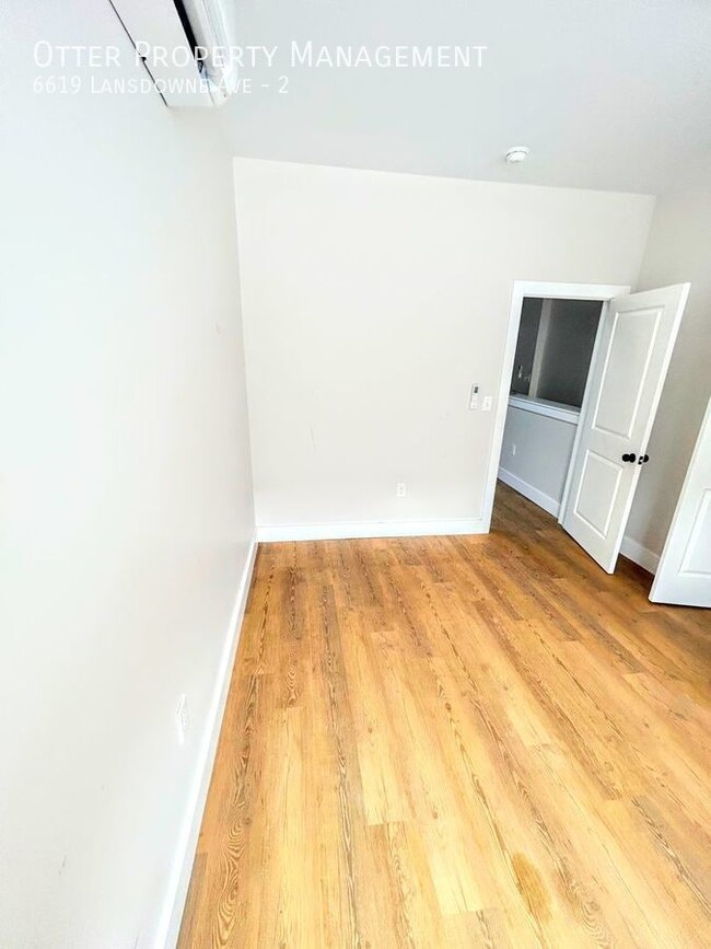 Building Photo - 2BR/1BA Modern Apartment in West Philadelphia