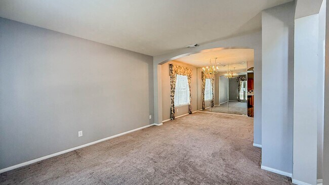 Building Photo - 25915 Drybrook Rd