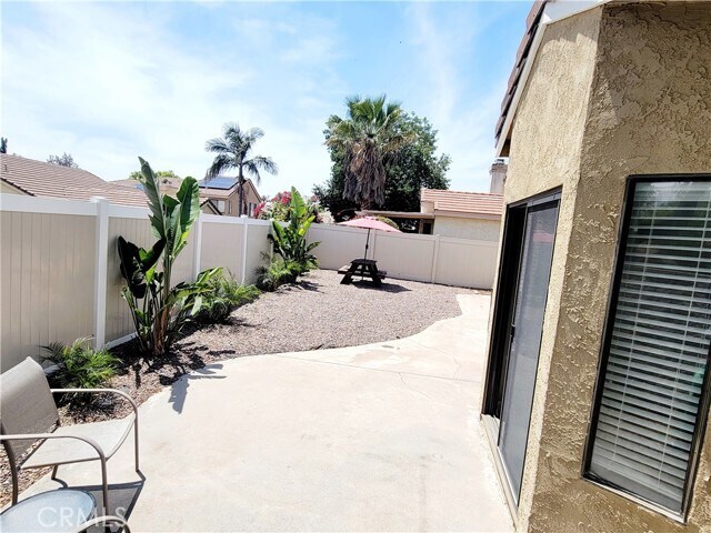 Building Photo - 28973 Willow Creek Ln