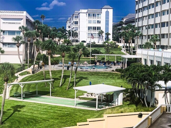 Building Photo - 100 Bluff View Dr