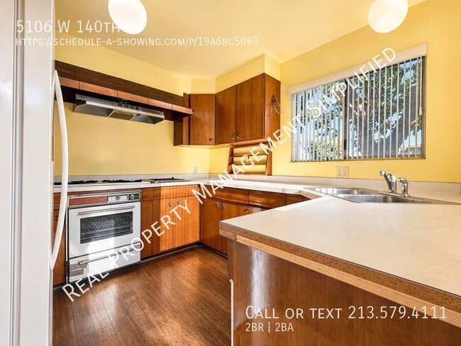 Building Photo - 5106 W 140th St
