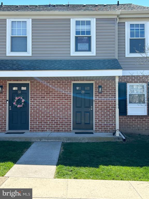 Building Photo - 29 Ramsgate Ct