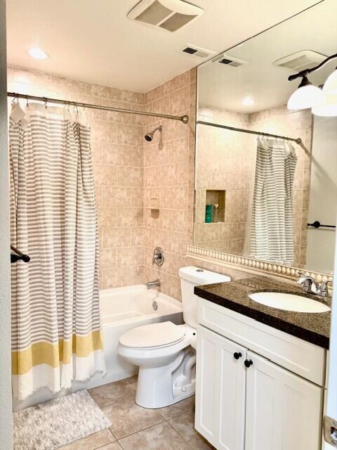 Building Photo - 48790 Desert Flower Dr