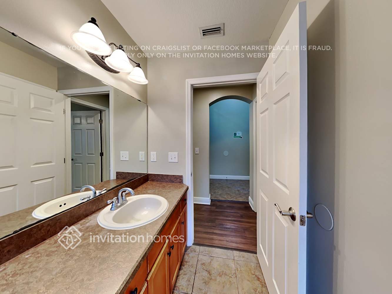 Building Photo - 5530 S Sparrow Hawk Ct