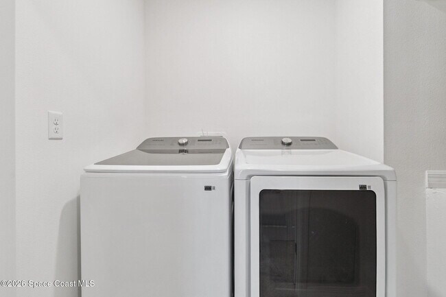 Building Photo - 700 Tejon Ave SW