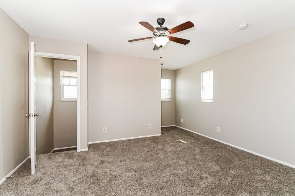 Building Photo - 3410 SE 11th Ave