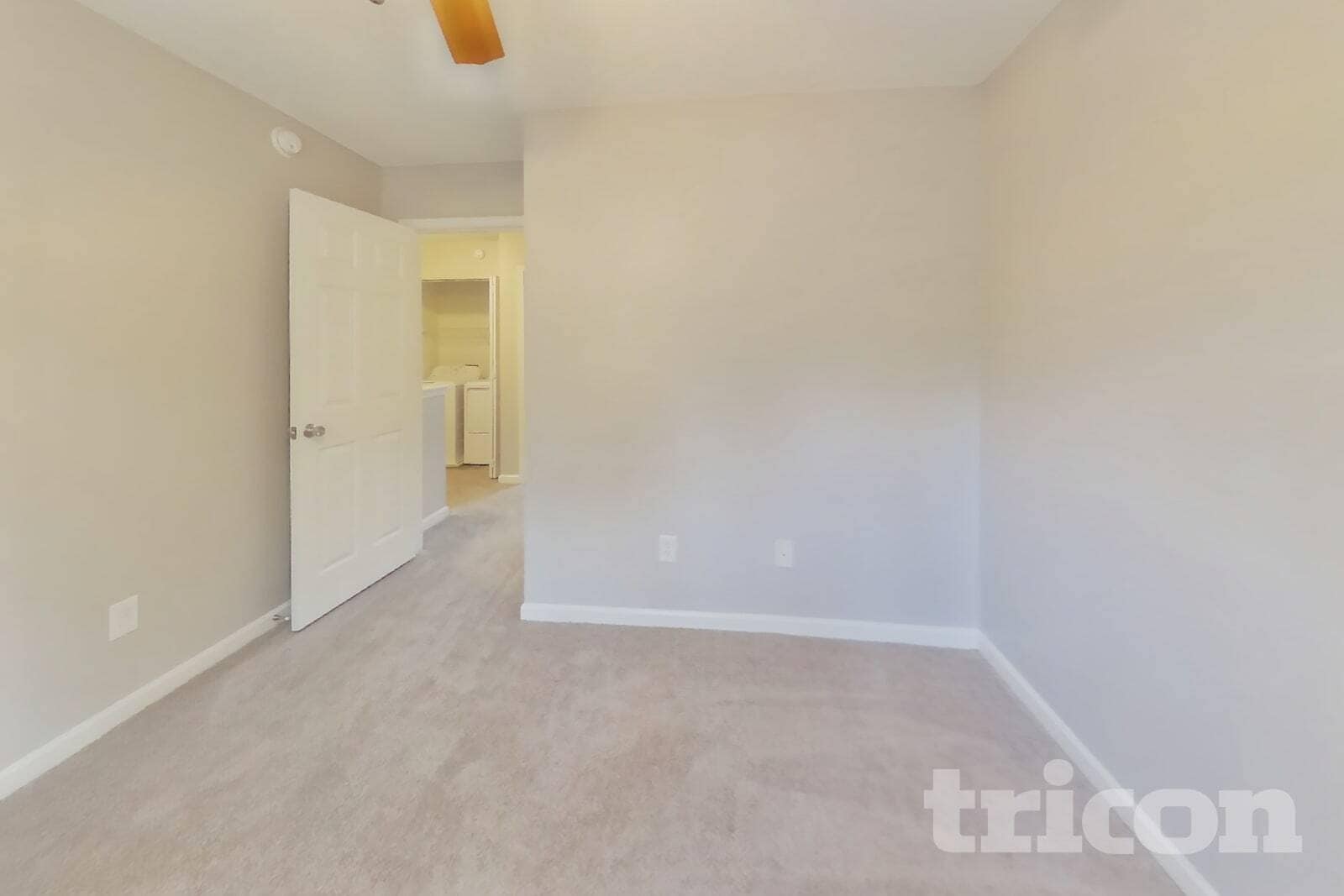 Building Photo - 324 Valley Heights Ln