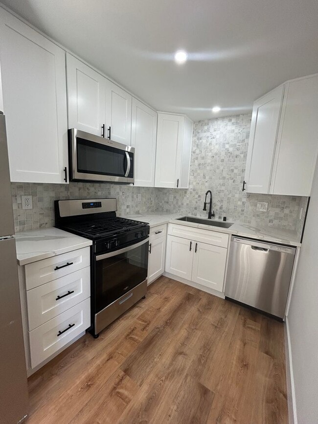 Building Photo - Newly remodeled 3 Bedroom 1 Bath House