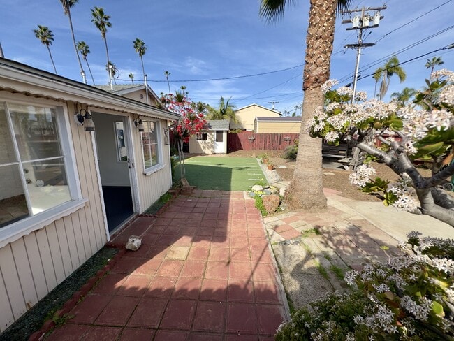 Building Photo - 1914 S Tremont St