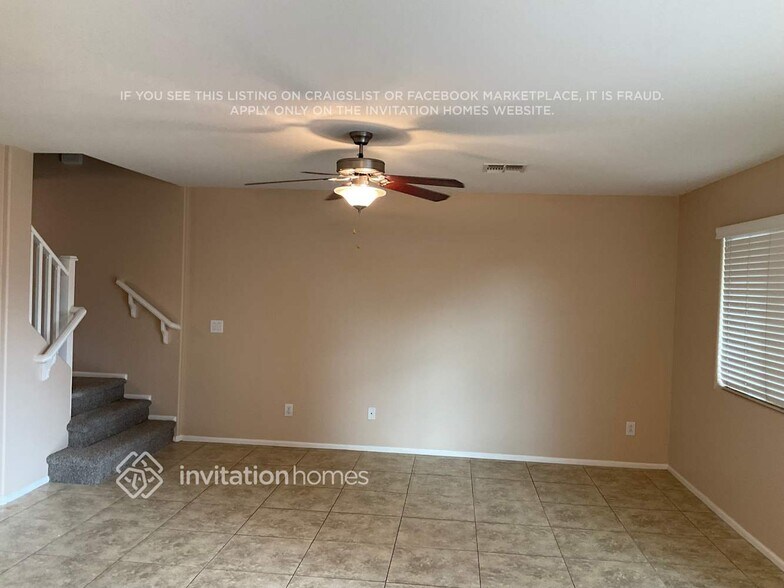 Building Photo - 37611 N Dena Dr