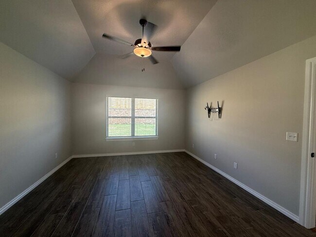 Building Photo - 8401 HazelWood Wy