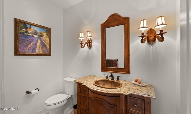 Building Photo - 5910 E Cielo Run S