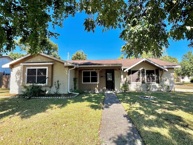 Primary Photo - 6102 McKinstry Blvd