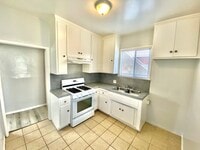 Building Photo - 3832 W 118th Pl