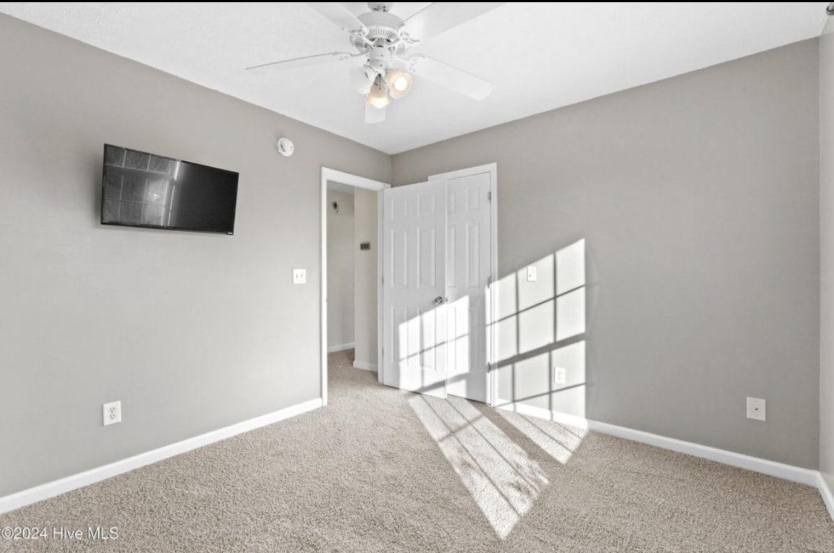 Building Photo - 208 Yearling Loop