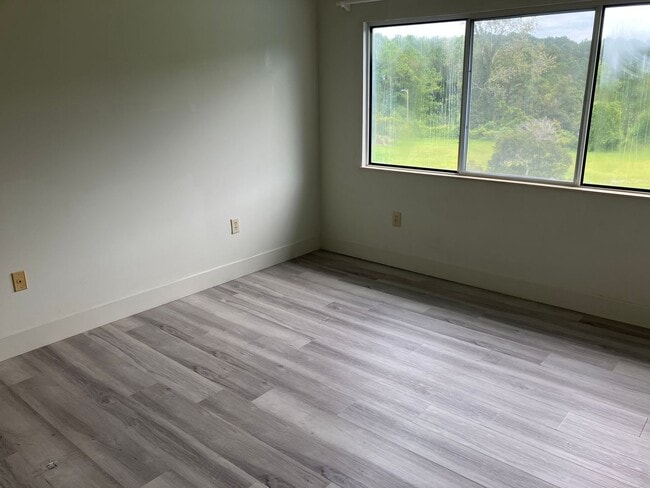 Building Photo - 2 bedroom 2.5 bathroom in Calabash