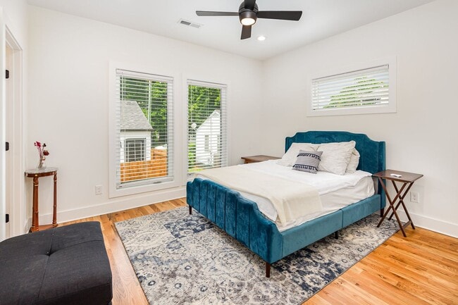 Building Photo - Modern Nations Home | 2 Bed, 2 Bath | 900 ...