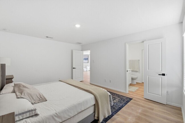 Building Photo - 22346 Curly Maple Dr