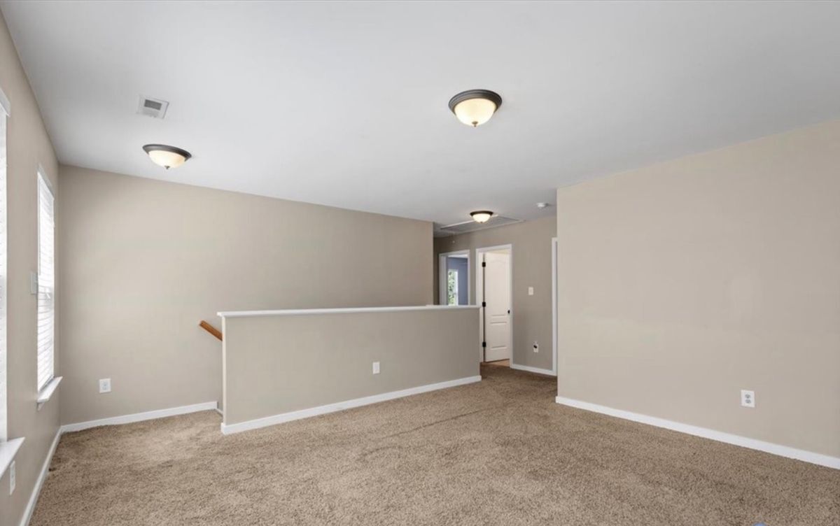 Building Photo - 7319 Vicenzo Dr