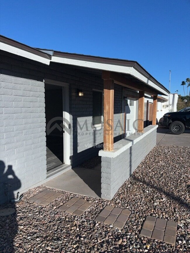 Building Photo - 270 S Dobson Rd