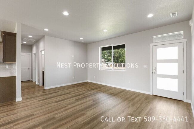 Building Photo - 514 S Dorsing-