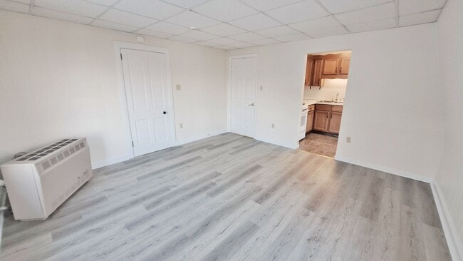 Building Photo - 46-50 W Middle