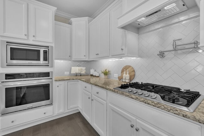 Building Photo - 747 Catherine Lake Ct