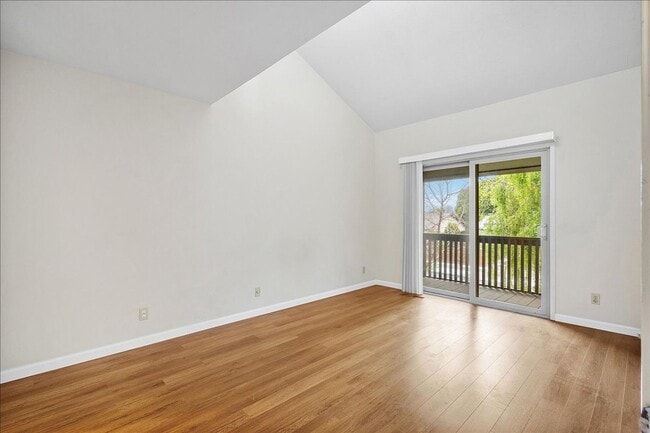 Building Photo - 3310 Fir Ave