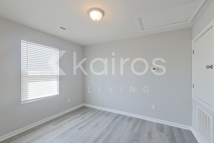 Building Photo - 3908 Miller Dr