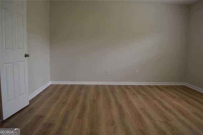 Building Photo - 556 Windstone Trail