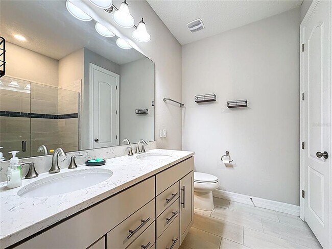 Building Photo - 2232 Bur Oak Blvd