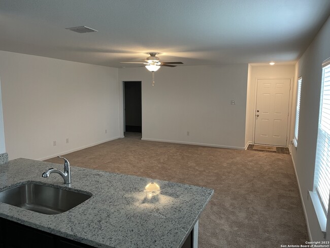 Building Photo - 10930 Chatham Ct