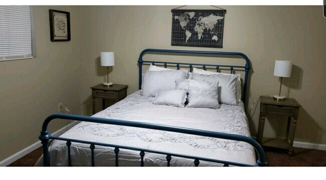 Building Photo - 426 Brucken Strasse Rd