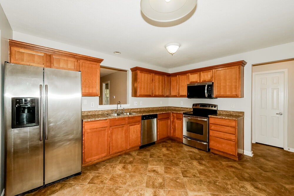 Building Photo - 5544 Wild Horse Dr