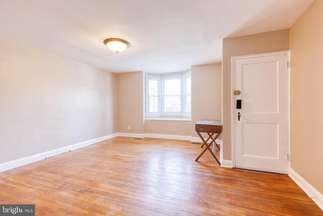 Building Photo - 6166 Parkway Dr