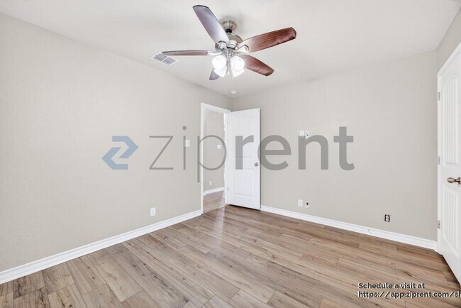 Building Photo - 8745 Ironwood Hill