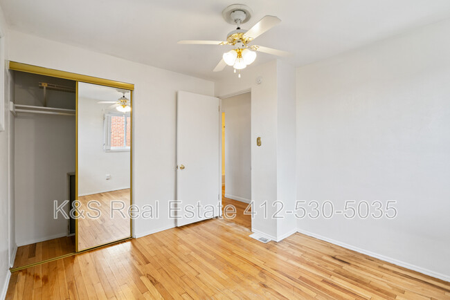Building Photo - 370 Princeton Dr