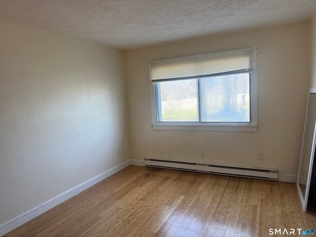 Building Photo - 250 N Bishop Ave