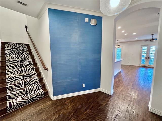 Building Photo - 2811 Hood St