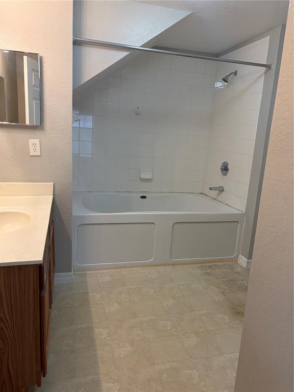 Building Photo - 2610 Lodi Cir