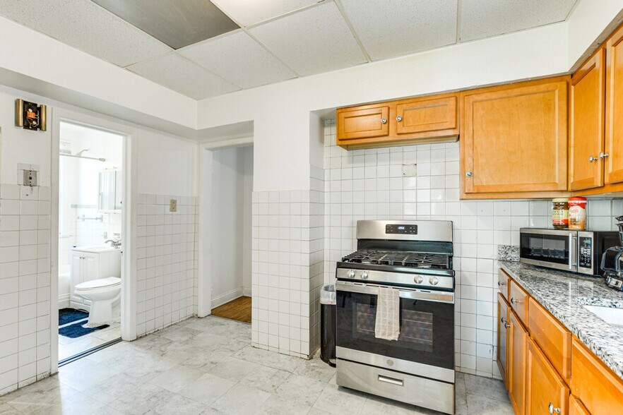 Building Photo - 8320 S Burnham Ave