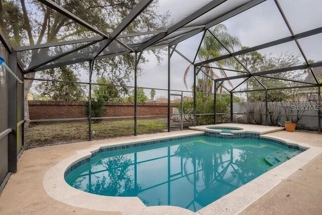 Building Photo - 5162 Hook Hollow Cir