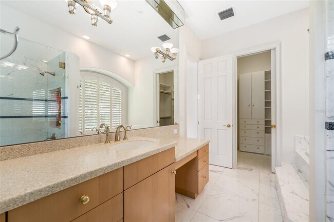 Building Photo - 9701 Lake Isleworth Ct