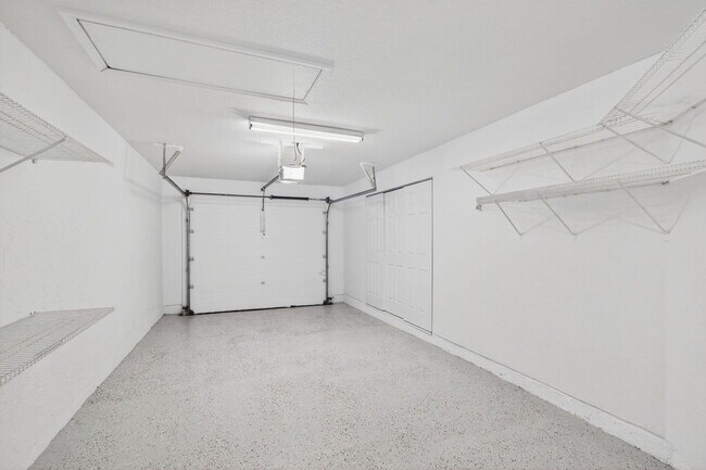 Building Photo - 3770 Blue Ridge Rd