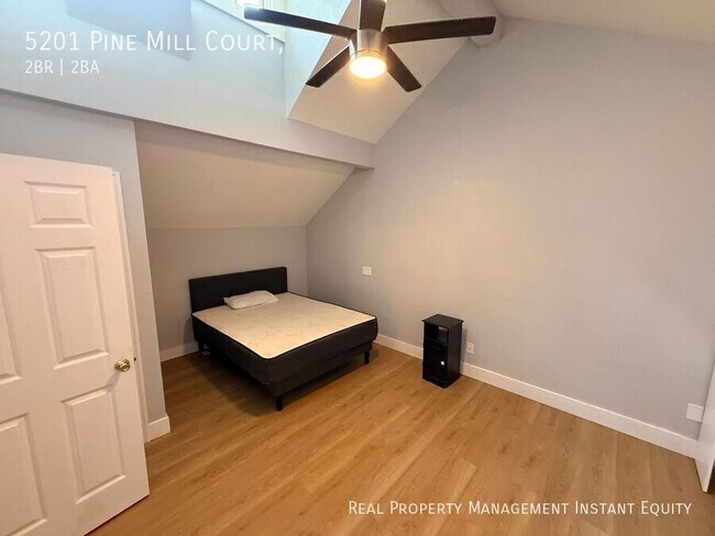 Building Photo - 5201 Pine Mill Ct