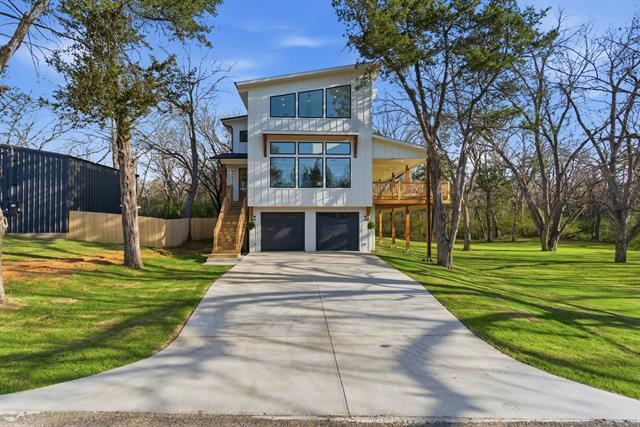 Building Photo - 819 Dubois St